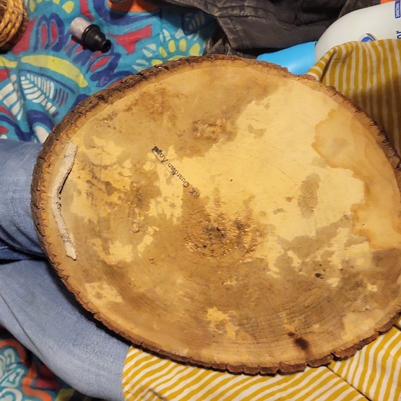 Antique vintage pine disc plaque of The Guardian Angel - Picture 3 of 4